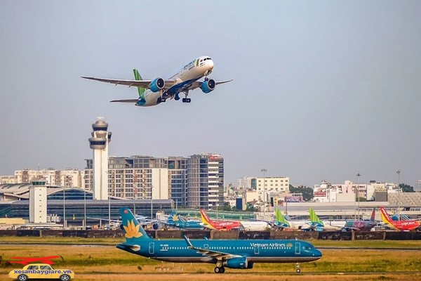 gọi xe taxi sân bay nội bài